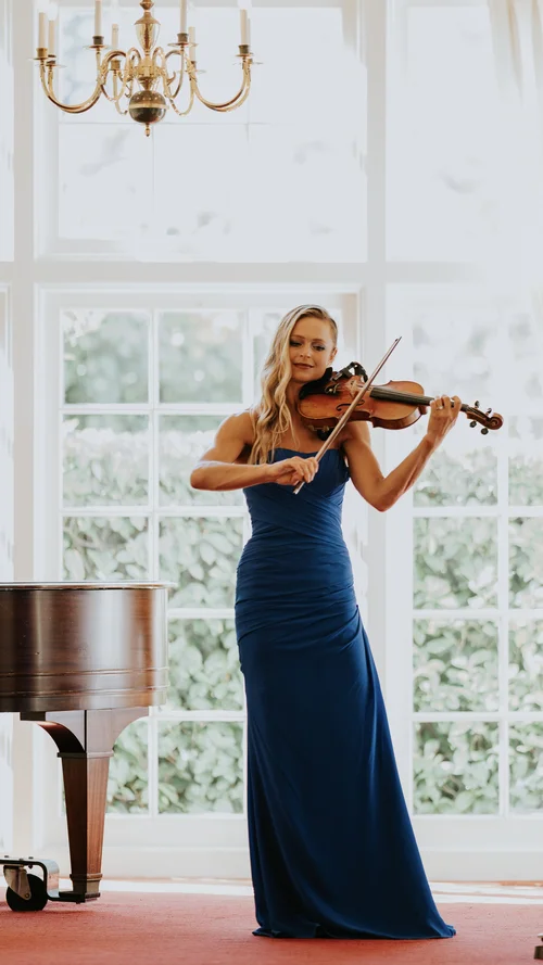 Shaina Evoniuk vendor profile image
