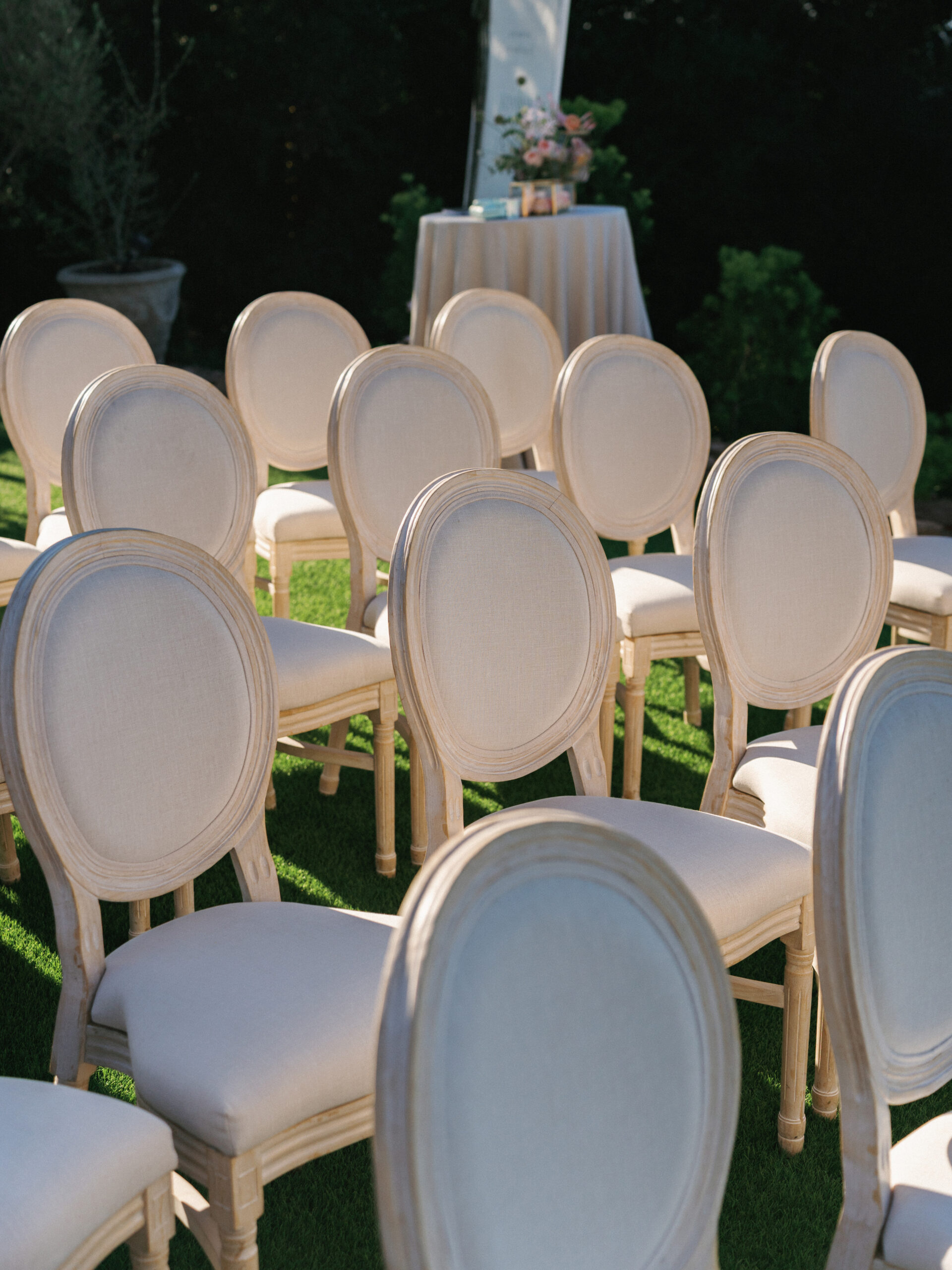 Outdoor ceremony chair setup