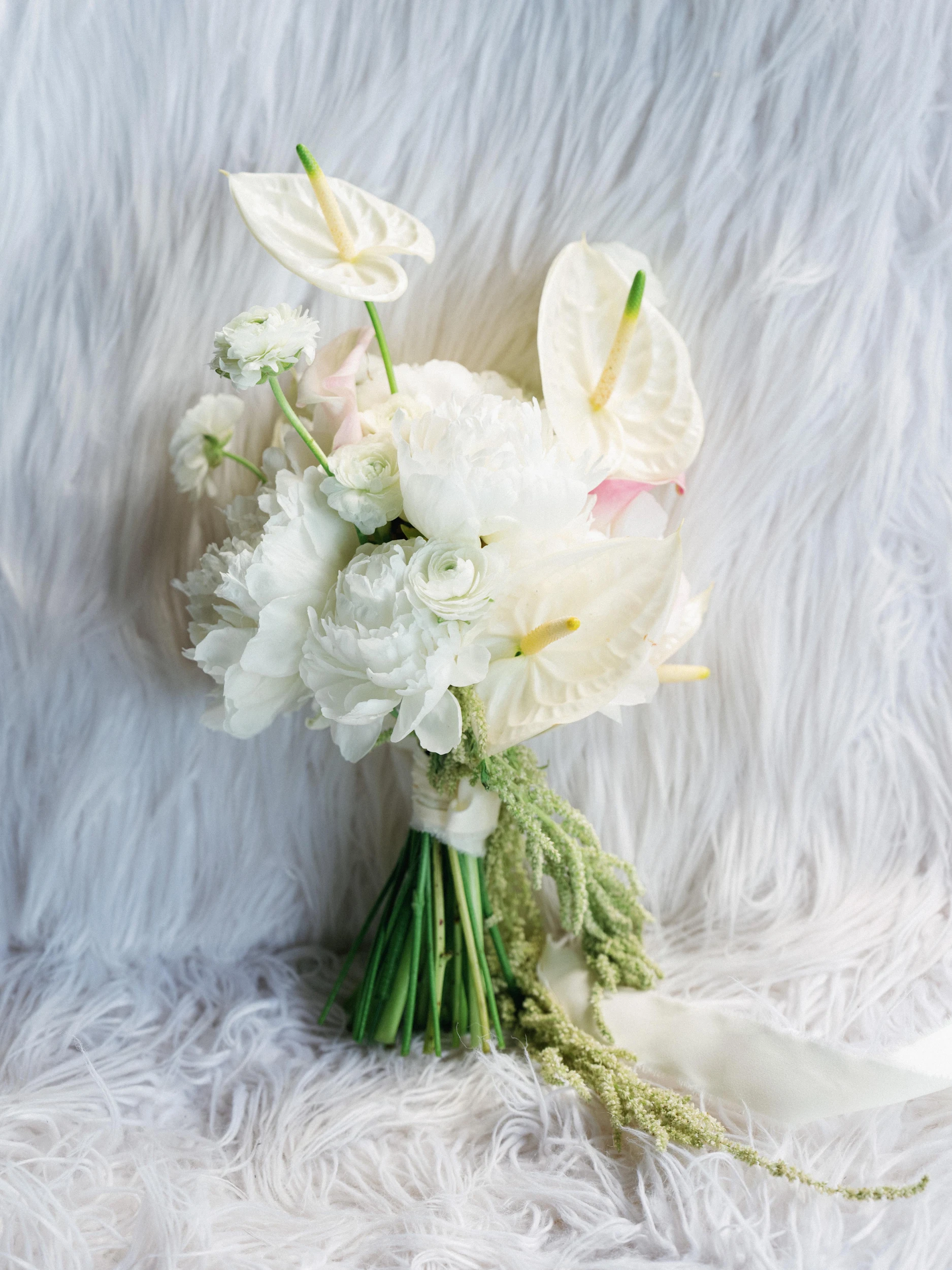 bridal bouquet, wedding florist, design, flower Allie, California, dreamwood, photo video wedding team