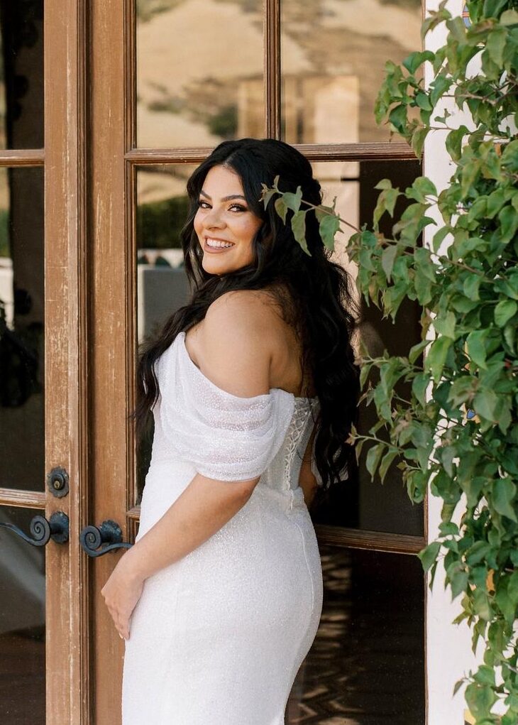 Radiant bridal portraits reveal how a destination wedding photographer captures joyful moments outdoors