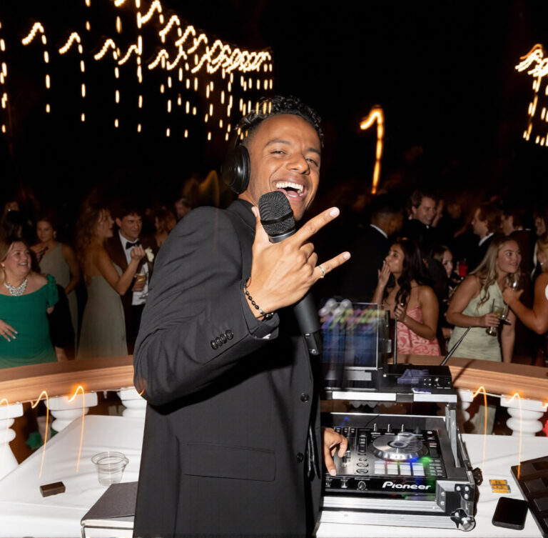 VOX DJs and Diego Hellewell: Planning Your Wedding Music and MC Timeline vendor profile image